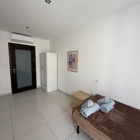 Large Paceville 2 Appartamento *